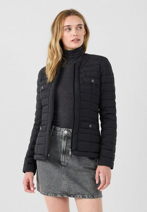 DE TAILLEUR INGRID - Gewatteerde jas - black