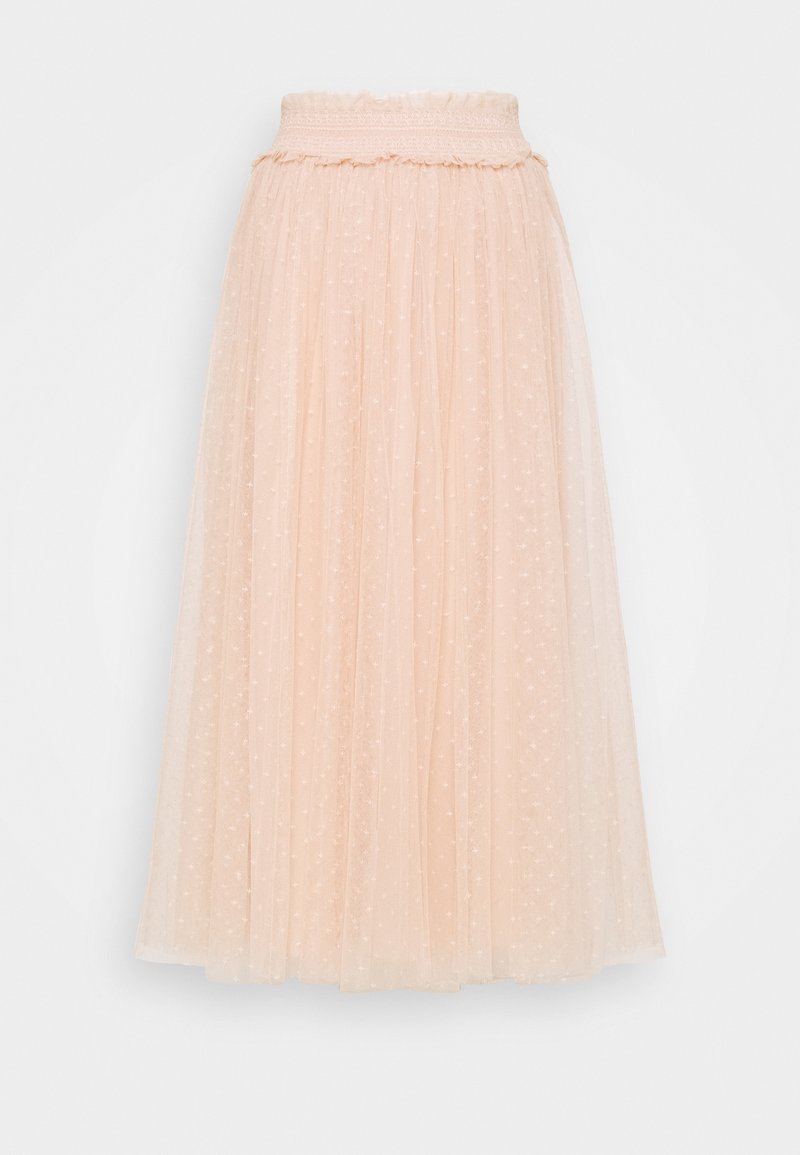 Langer, weicher, rosa Tüllrock mit Sternenmuster, elastischem Rüschensaum und gerüschtem oberen Rand auf weißem Hintergrund.