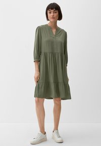 s.Oliver VOLANT - Sukienka letnia