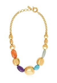 Collier en chaîne dorée avec des perles dorées irrégulières et des pierres colorées en orange, violet, turquoise et vert clair, doté d'un fermoir rond.