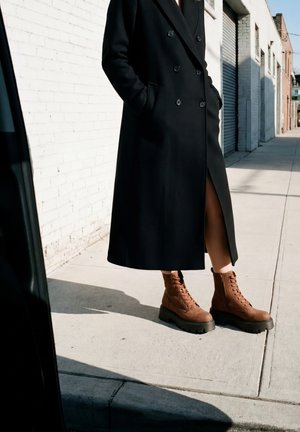 Buffalo, Vinterstøvler - brown