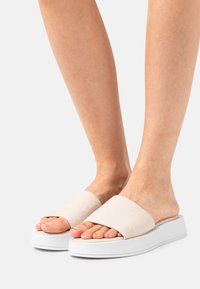 Calvin Klein Ciabattine - beige