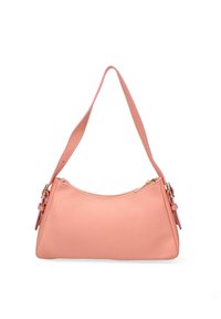 Roze leren schoudertas met een gestructureerd oppervlak, gebogen vorm en een enkele schouderband. Voorzien van een gouden rits en een minimalistisch ontwerp.