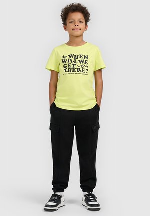 4F, - T-shirt z nadrukiem