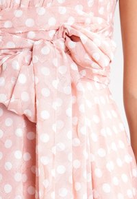 Esprit Collection Vapaa-ajan mekko - nude
