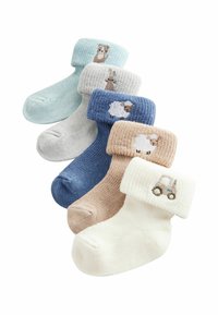 Fem par ribbede sokker i pastel farver: blå, grå, blå, beige og hvid. Hver par har dyre- og traktor-broderi på manchetterne.