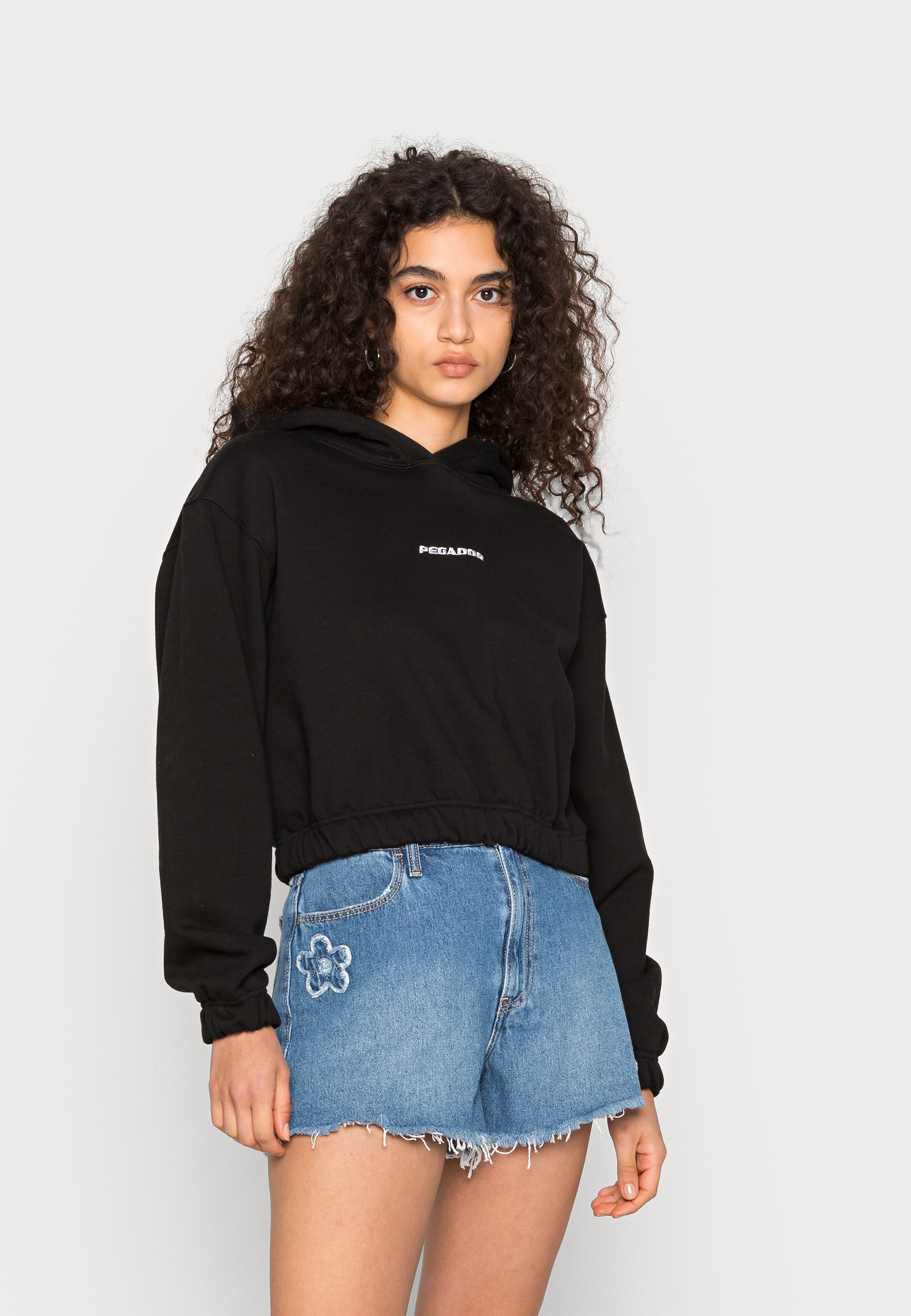 Pegador Kim Oversized Cropped Hoodie Sweatshirt, Women's, Size: Large, Black