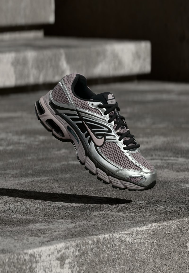 AIR MAX MOTO 2K pink rise/pearl pink/metallic silver-coloured/black/smoke grey/pink