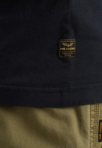 Thumbnail Image 7