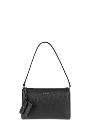 Schwarze Lederhandtasche mit genarbter Textur, Reißverschluss, und einem abnehmbaren kleinen Kartenhalter, der mit einer Kette befestigt ist. Langer Schulterriemen enthalten.