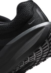 Nike Performance AIR WINFLO 11 - Hardloopschoenen voor op de weg - black