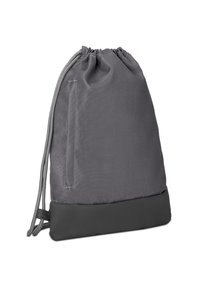Mochila con cordón de tela gris con un fondo negro contrastante, cuenta con un único bolsillo exterior y un acabado texturizado.