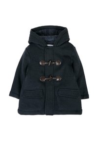 Cappotto duffle in lana blu scuro con cappuccio rimovibile, caratterizzato da toggles marroni e due tasche frontali. Tessuto morbido con un design pulito.