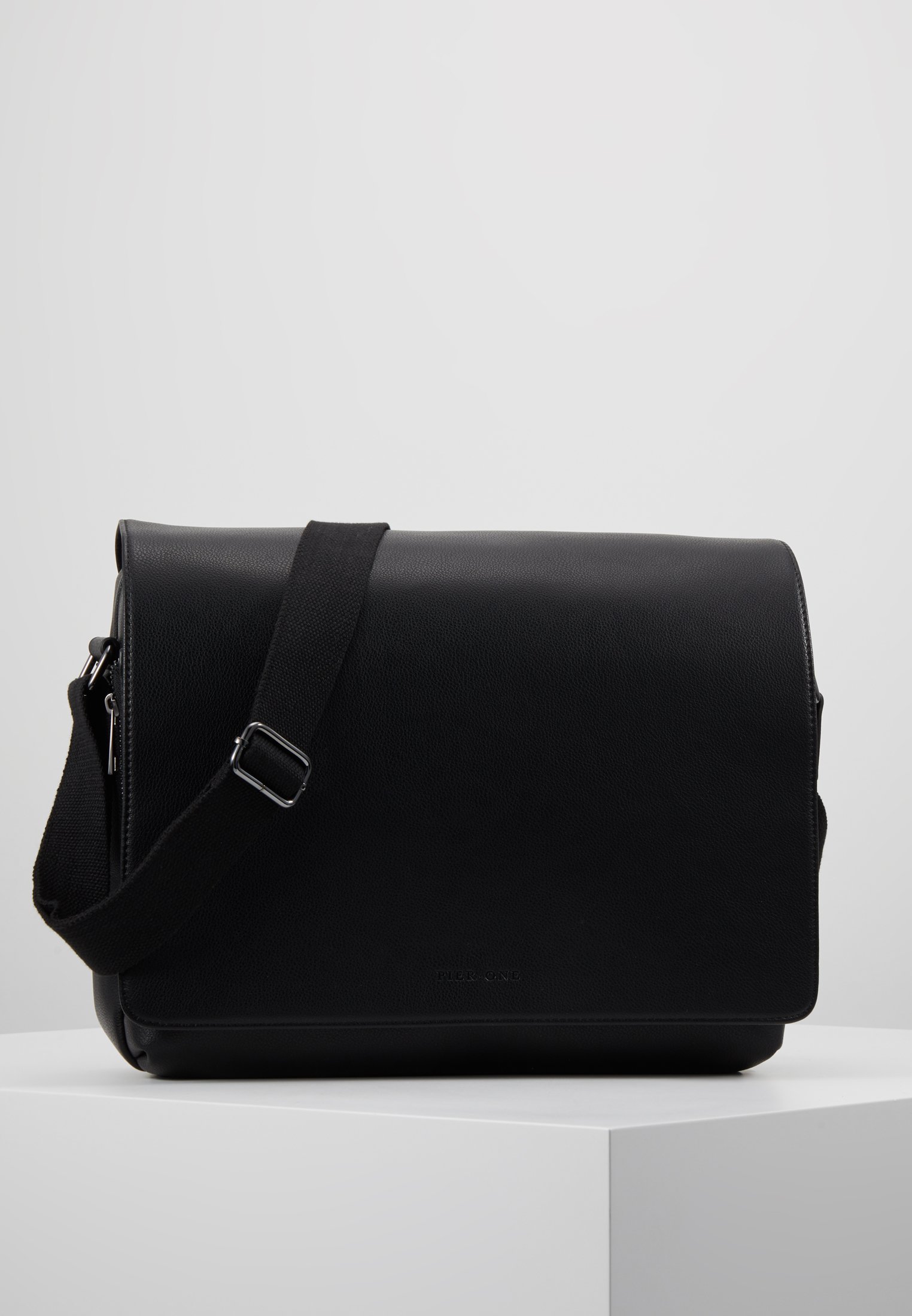 Pier One - black/zwart Zalando.nl