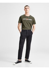 Jack & Jones JJECORP LOGO CREW NECK  - Camiseta estampada -  olive night