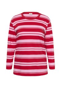 Koszula z długim rękawem z czerwonymi i różowymi poziomymi paskami, okrągłym dekoltem, miękkim bawełnianym materiałem i luźnym krojem.
