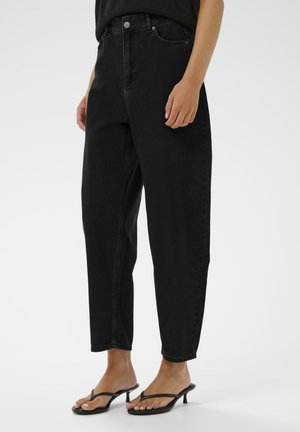 Hochgeschnittene schwarze Denim-Jeans mit geradem Bein. Mit Fronttaschen, einem Knopfverschluss und einer glatten, gleichmäßigen Textur.