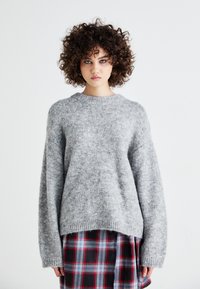 Gina Tricot BOXY SWEATER - Džemperis - grey melange