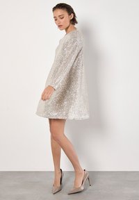 Apricot SEQUIN EMBELLISHED - Robe de soirée - stone