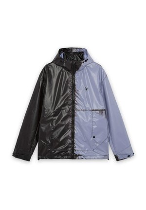 Capuchonvest met ritssluiting, zwarte linkerhelft en lichtpaarse rechterhelft, met twee voorzakken en verstelbare manchetten.