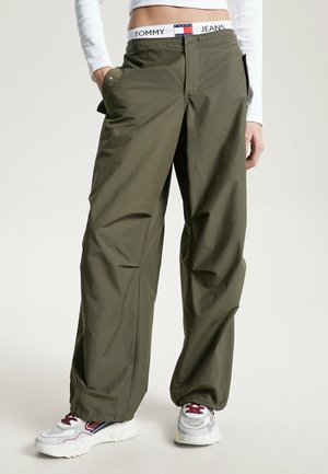 Tommy Jeans Pantalones - green