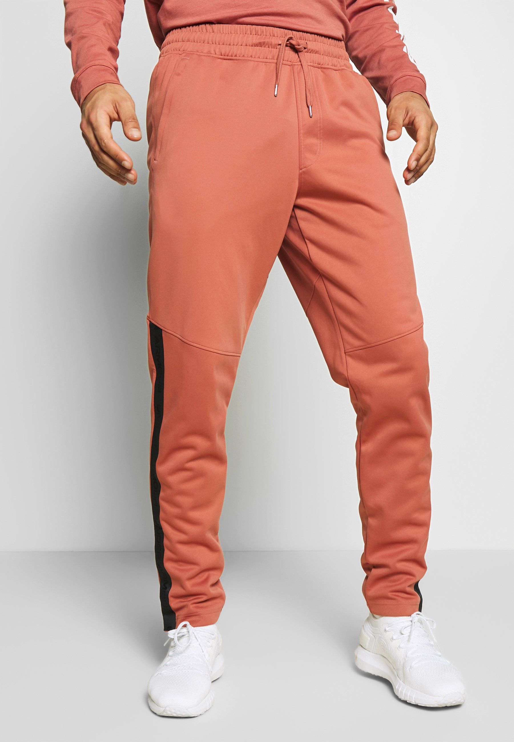 under armour recovery tracksuit