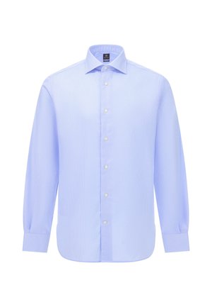 Camisa de manga larga azul claro con cuello abotonado, cierre frontal de botones y un sutil patrón de cuadros. Tejido de mezcla de algodón.