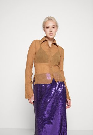 Weekday CRINKLE FITTED SHIRT - Blouse - brown