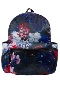 Reppu, jossa on sinisen, punaisen, valkoisen ja vaaleanpunaisen kukkakuosi, etutaskun vetoketju, musta kahva ja "DAY Birger et Mikkelsen" -merkki.