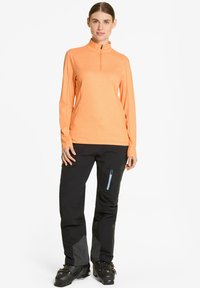 Ziener MIDLAYER JENITA - Langarmshirt - apricot