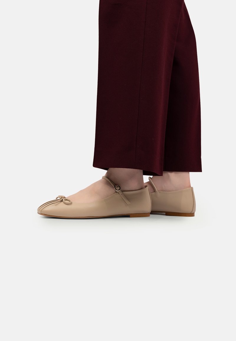 Alura LEILA - Balerini cu barete - nude