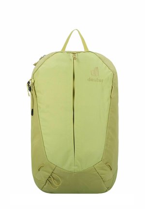 Hellgrüner Rucksack mit glatter Textur, ausgestattet mit einem zentralen Reißverschluss, seitlichen Taschen und dem eingeprägten Markenlogo auf der Vorderseite.