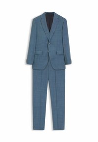 Costume homme bleu-gris sur mesure avec veste à deux boutons et pantalon assorti, présenté à plat sur fond blanc.
