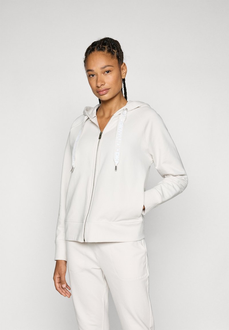 DKNY - TWO TONE LOGO DRAWCORD ZIP HOODIE - Zip-up sweatshirt - sand, Enlarge