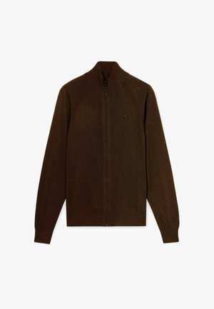 Bruine trui met volledige ritssluiting, hoge geribde kraag, lange mouwen, geribde manchetten en zoom, en klein geborduurd logo op de linkerborst.