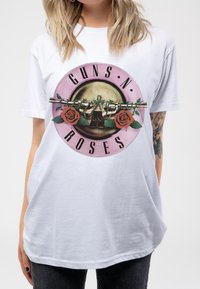 Paradiso Clothing GUNS N' ROSES CLASSIC LOGO BOYFRIEND FIT - Print T-shirt - white