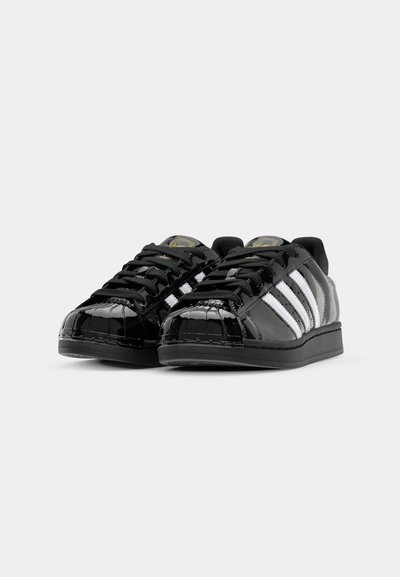 adidas gazelle silver green womens WOMENS ADIDAS SUPERSTAR II (CORE BLACK / CLOUD WHITE / GOLD METALLIC)