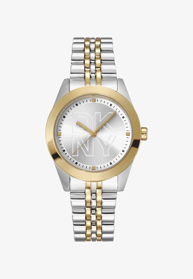 Montre en métal argenté et doré avec un cadran rond, un cadran argenté et le texte gravé "DKNY". Présente un design de bracelet à maillons bi-tons.