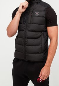 Alessandro Zavetti Väst - black
