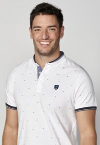 Koroshi SHORT SLEEVE  - Apdrukāts T-krekls - blanco   white