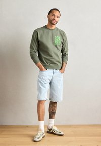 Scotch & Soda LEFT CHEST LOGO - Sweatshirt - thyme