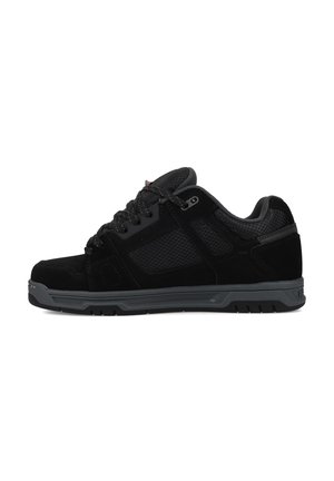 STAG - Zapatillas de entrenamiento - black/grey/red