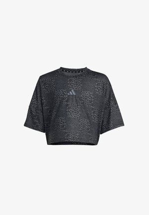 Kratka crna majica s uzorkom sive leopardove šare; kratki rukavi; okrugli izrez; na prednjoj strani se nalazi Adidasov logo; mekana, lagana tkanina.