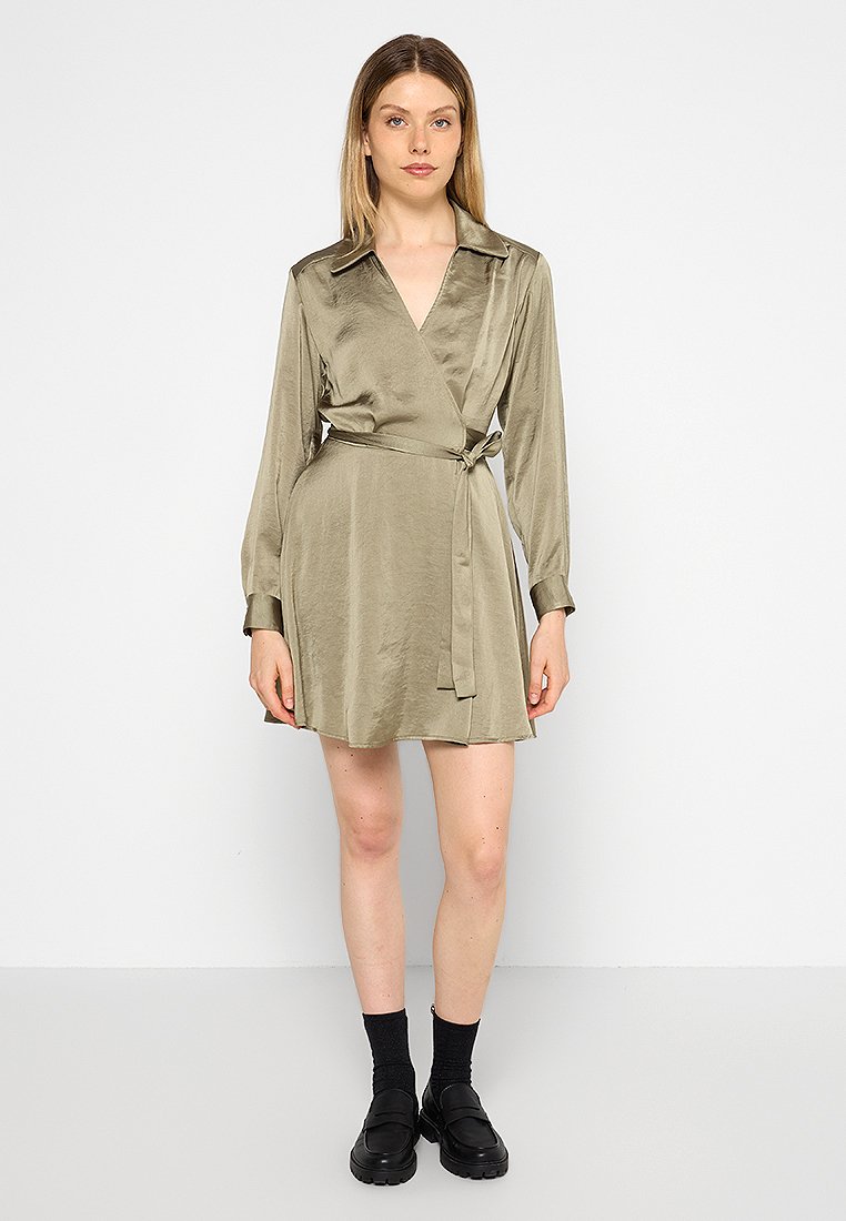 CLAUDIE PIERLOT Jurk groen