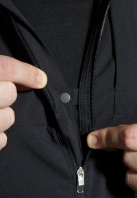 Brooks CANOPY - Running jacket - black