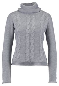 Suéter gris de cuello alto con un patrón de trenzas, mangas largas y una silueta ajustada con acentos texturizados a lo largo del cuerpo.