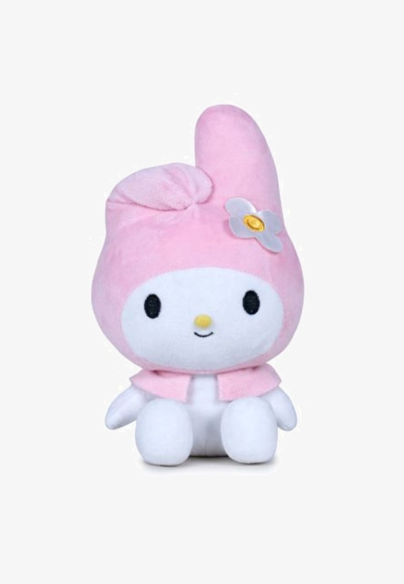 Pluche speelgoed met een ronde kop, een roze kap met een bloemaccent, een witte body en kleine gezichtskenmerken. Zachte textuur overal.