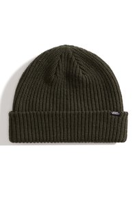 Gorro de punto verde con un dobladillo enrollado, presenta una textura acanalada y una pequeña etiqueta negra de Vans en el costado.