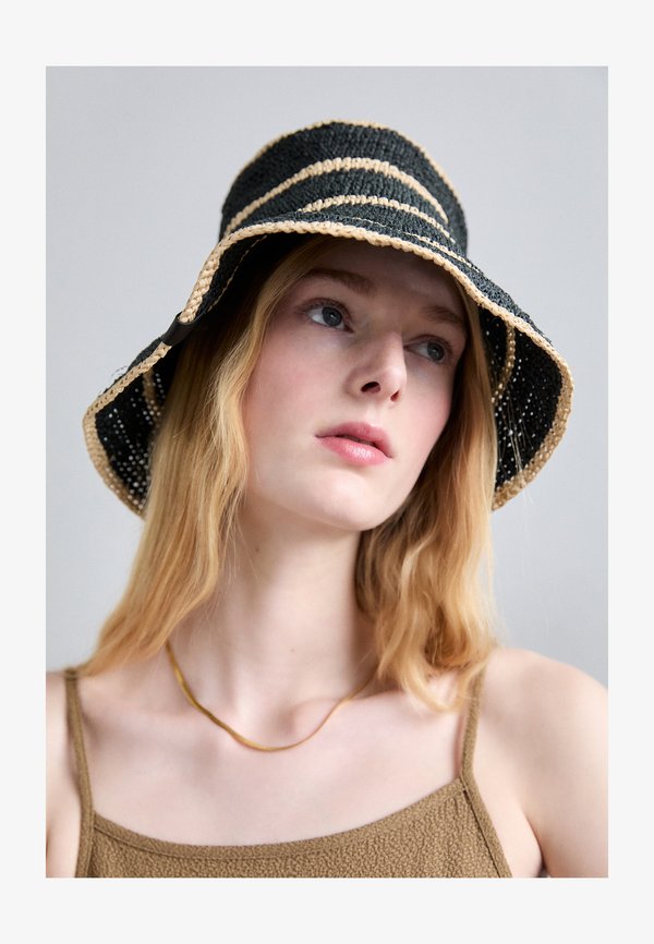 JADE ROLLABLE HAT - Hat - Main Image