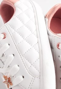 Next Baskets basses - white